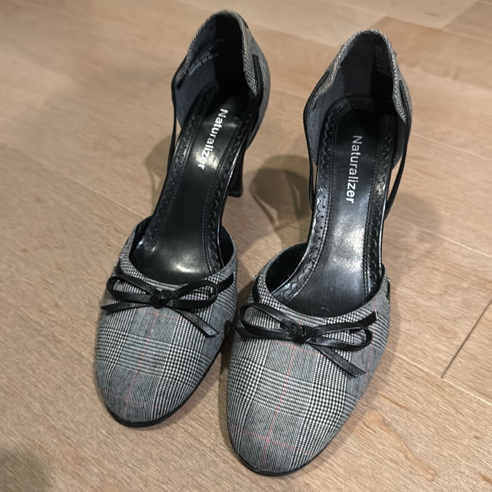 Naturalizer 3 inch heels